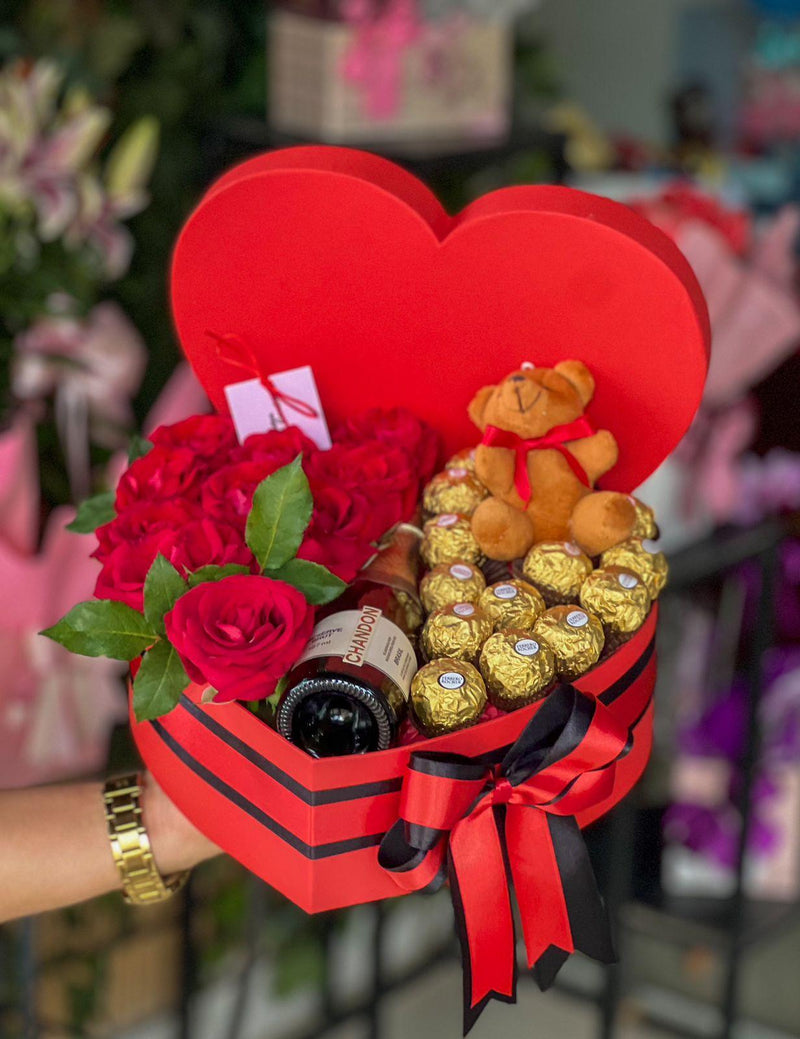Box de Coração com Rosas